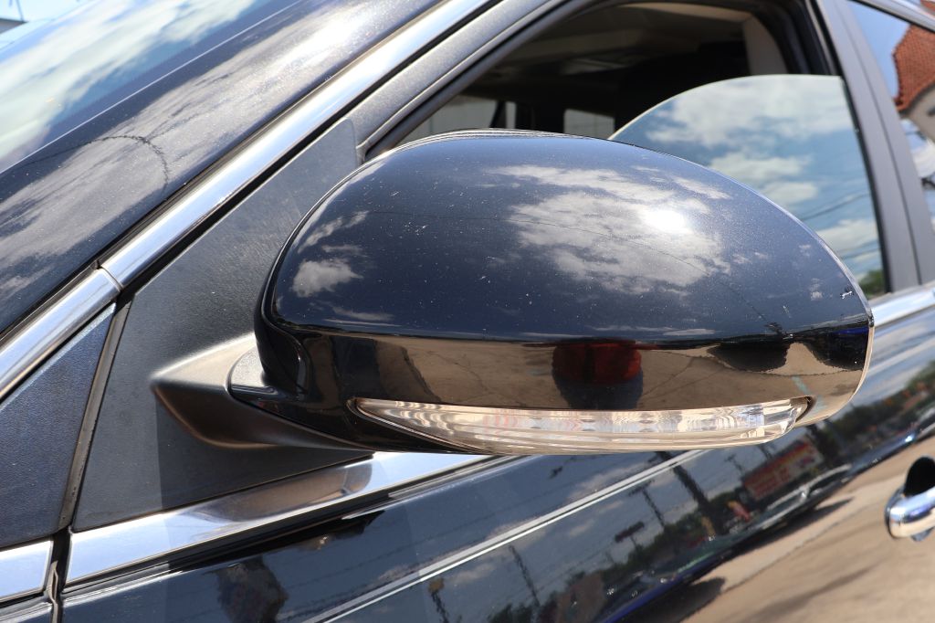 Photo 17 of this BUICK ENCLAVE