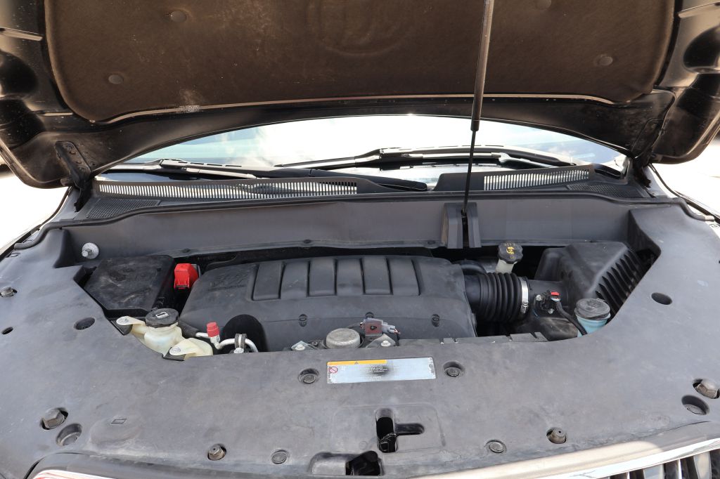 Photo 18 of this BUICK ENCLAVE