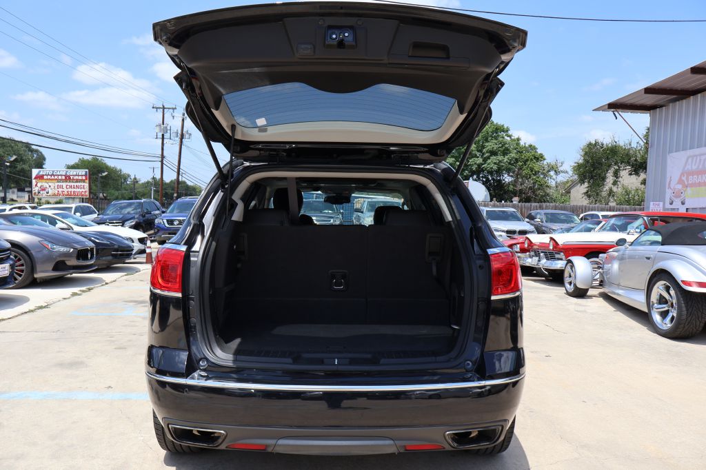 Photo 22 of this BUICK ENCLAVE