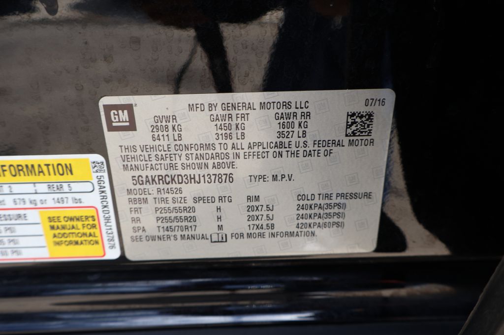 Photo 24 of this BUICK ENCLAVE