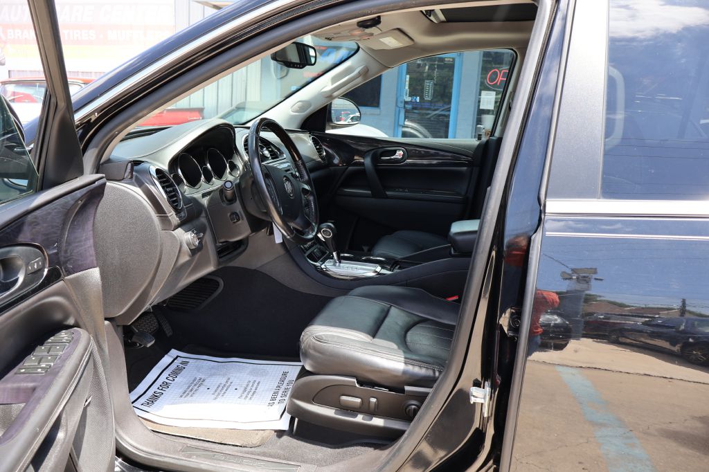 Photo 27 of this BUICK ENCLAVE
