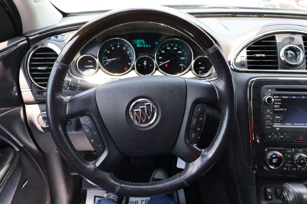 Photo 34 of this BUICK ENCLAVE