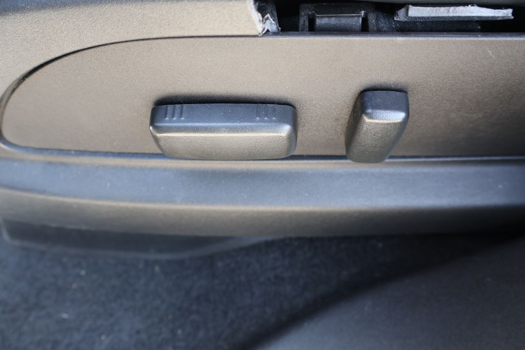 Photo 40 of this BUICK ENCLAVE