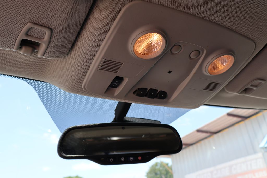 Photo 46 of this BUICK ENCLAVE