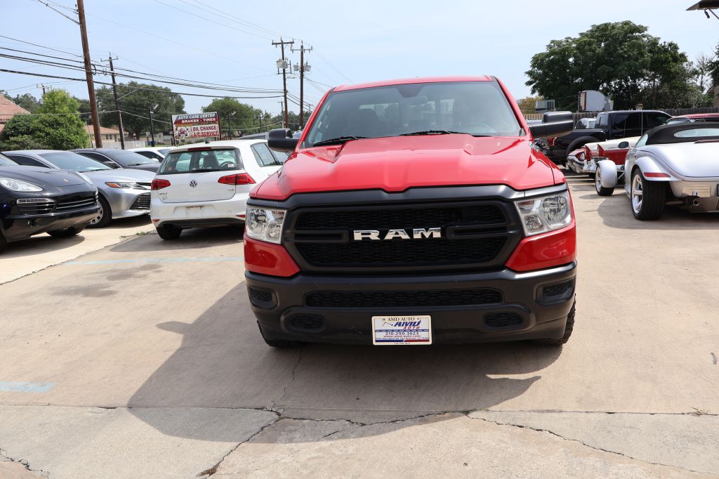 Photo 2 of this RAM 1500