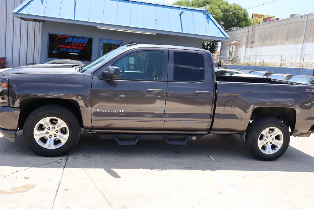 Photo 4 of this CHEVROLET SILVERADO 1500