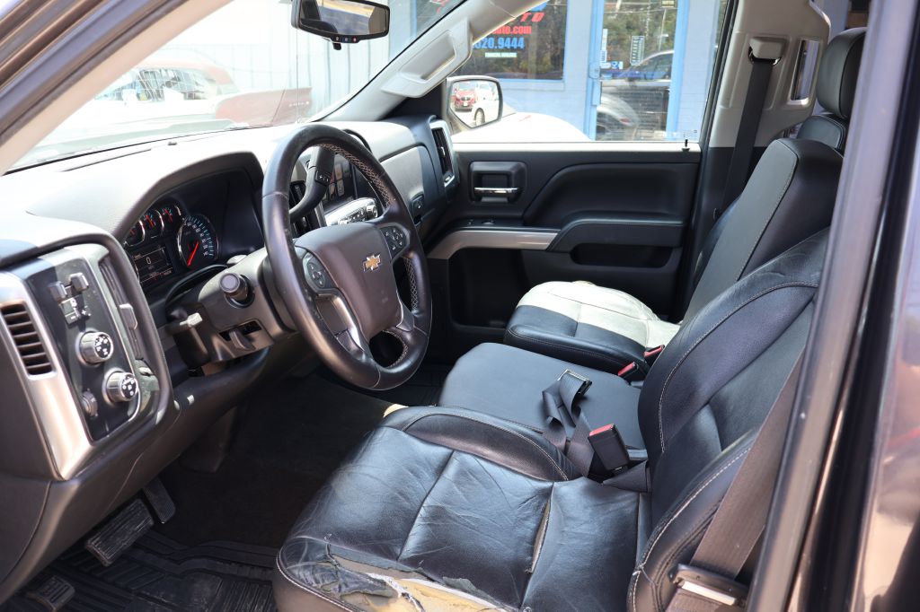 Photo 22 of this CHEVROLET SILVERADO 1500