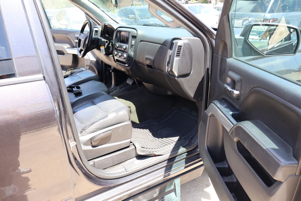 Photo 25 of this CHEVROLET SILVERADO 1500