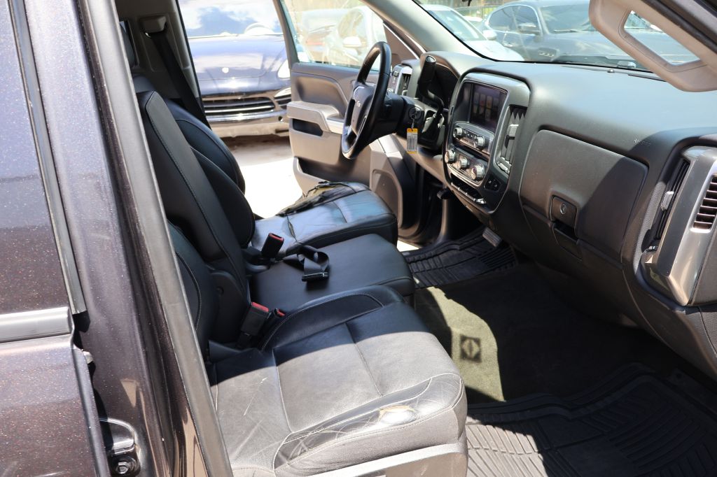 Photo 26 of this CHEVROLET SILVERADO 1500