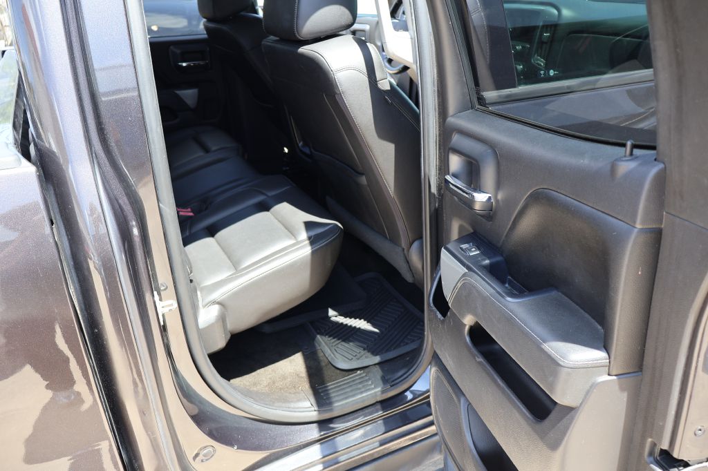 Photo 27 of this CHEVROLET SILVERADO 1500