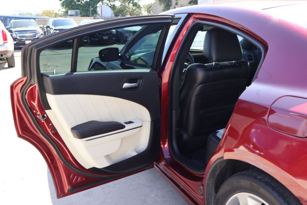 Used Car 2018 Dodge Charger  Sxt Plus For Sale Under $15,000 In San Antonio, Texas