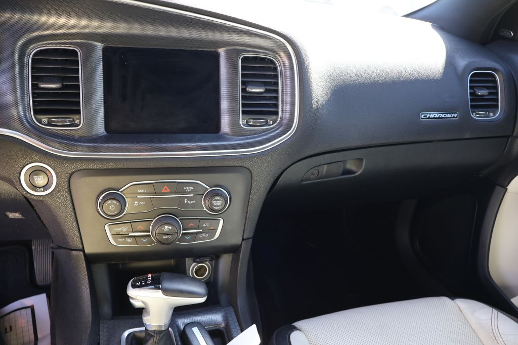Used Car 2018 Dodge Charger  Sxt Plus For Sale Under $15,000 In San Antonio, Texas