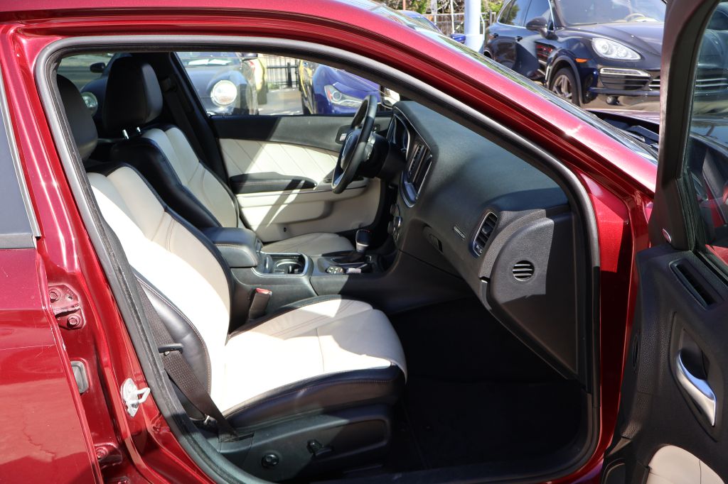 Used Car 2018 Dodge Charger  Sxt Plus For Sale Under $15,000 In San Antonio, Texas