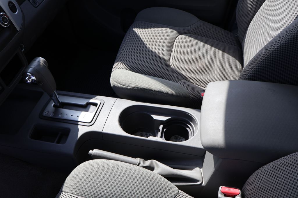 Photo 29 of this NISSAN FRONTIER