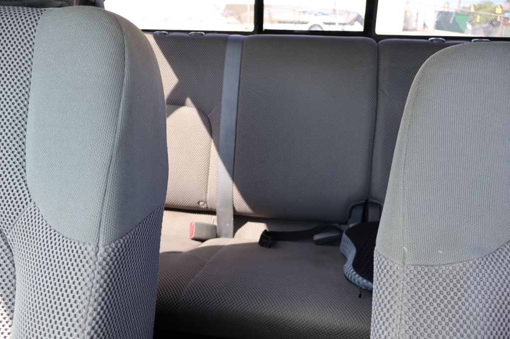 Photo 32 of this NISSAN FRONTIER