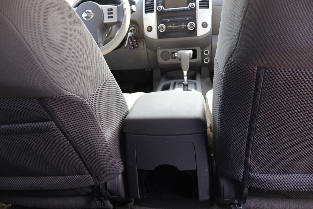 Photo 35 of this NISSAN FRONTIER