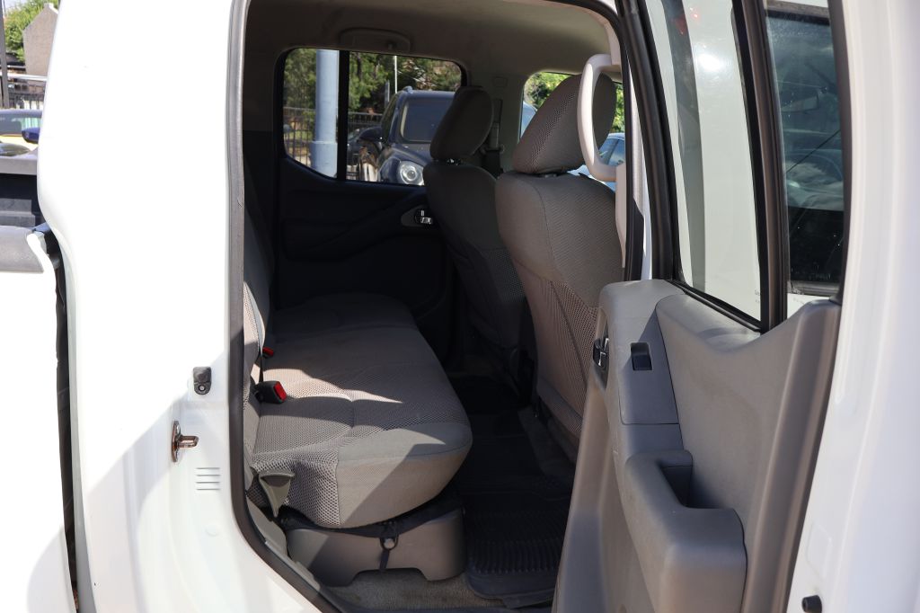 Photo 36 of this NISSAN FRONTIER