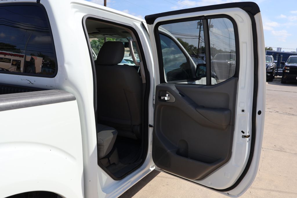 Photo 37 of this NISSAN FRONTIER