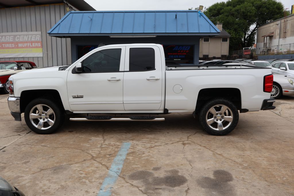 Photo 4 of this CHEVROLET SILVERADO 1500