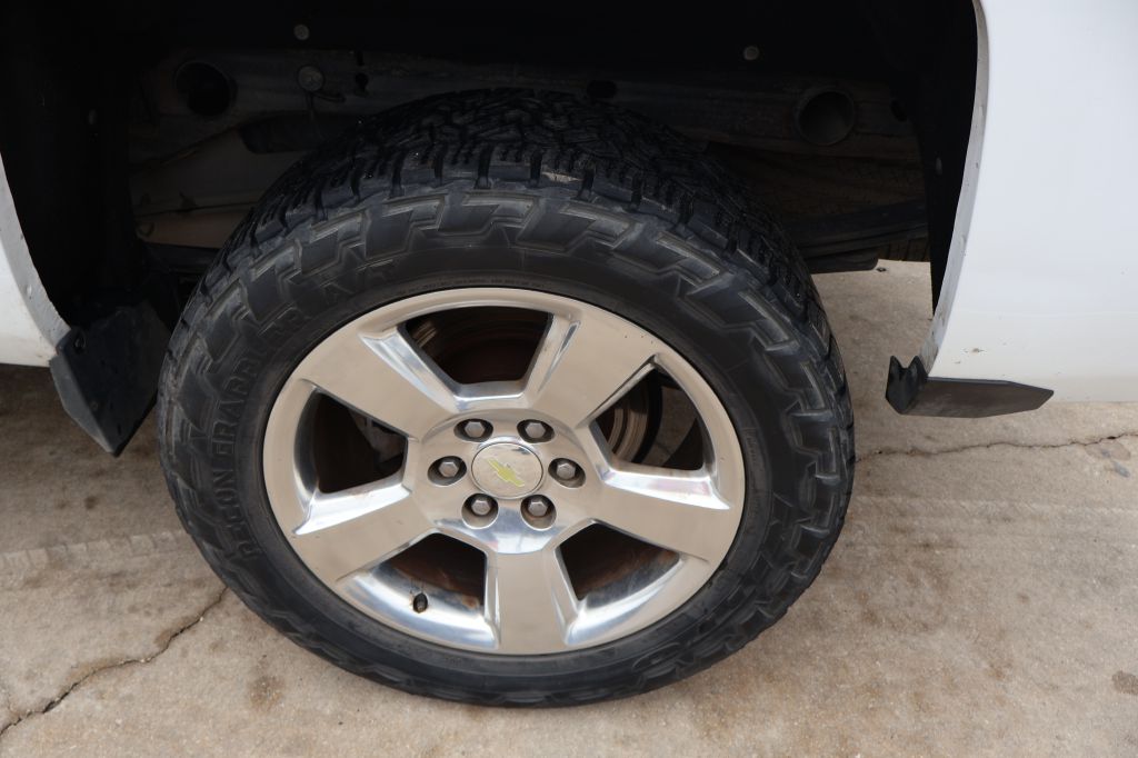 Photo 10 of this CHEVROLET SILVERADO 1500