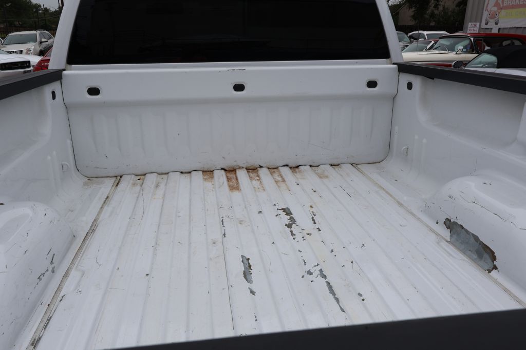 Photo 11 of this CHEVROLET SILVERADO 1500