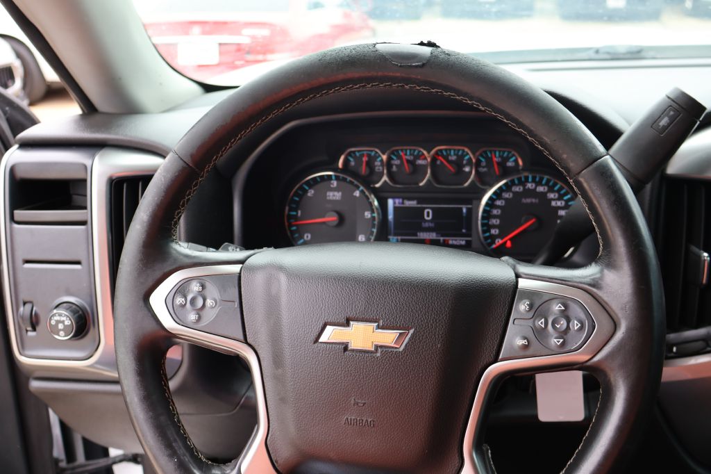 Photo 23 of this CHEVROLET SILVERADO 1500