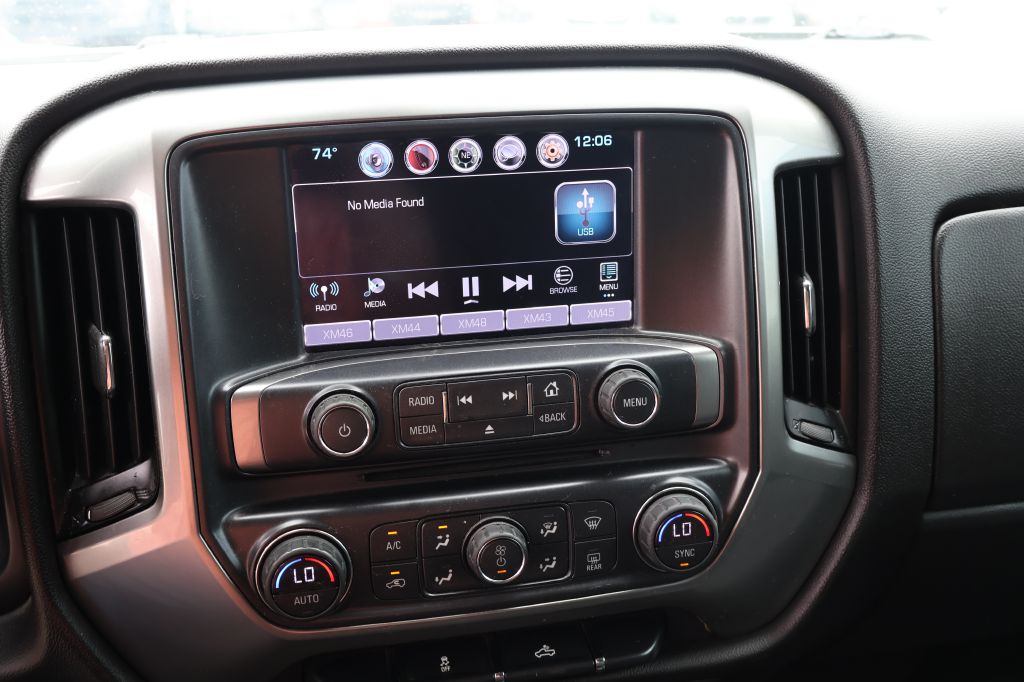 Photo 24 of this CHEVROLET SILVERADO 1500