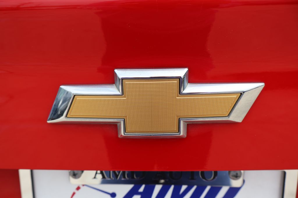 Photo 11 of this CHEVROLET CRUZE