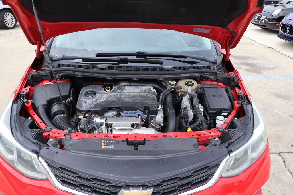 Photo 12 of this CHEVROLET CRUZE