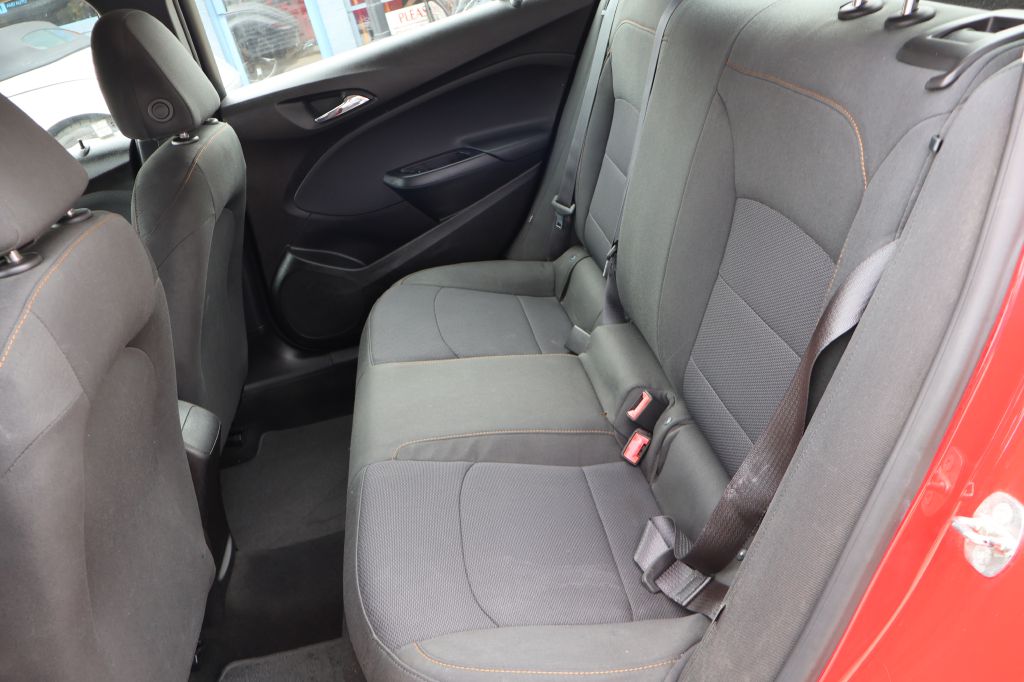 Photo 20 of this CHEVROLET CRUZE
