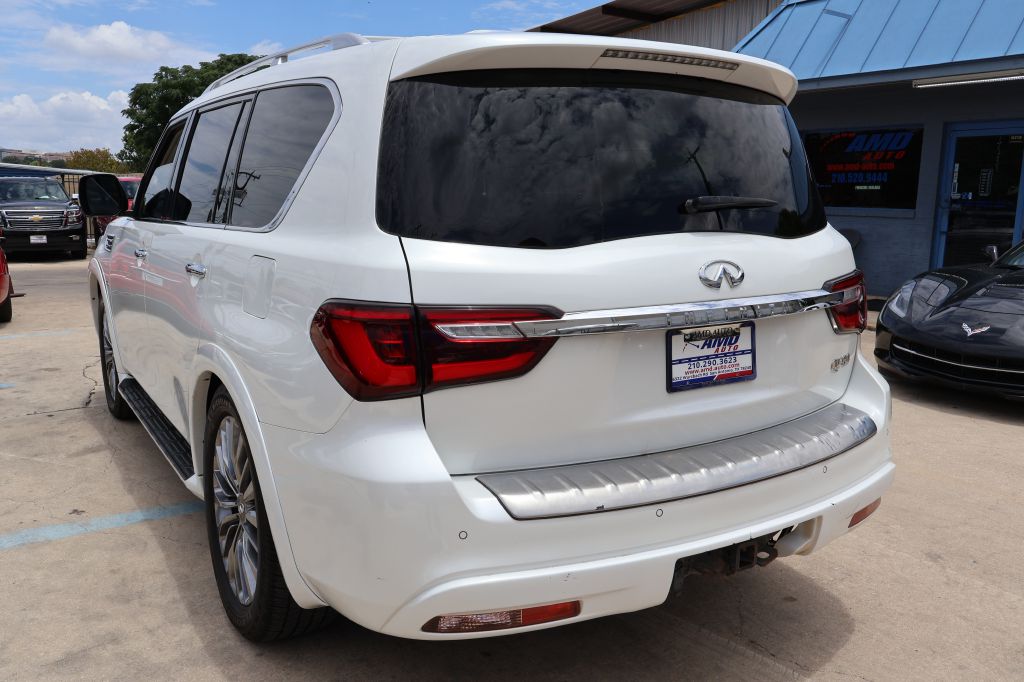Photo 5 of this INFINITI QX80