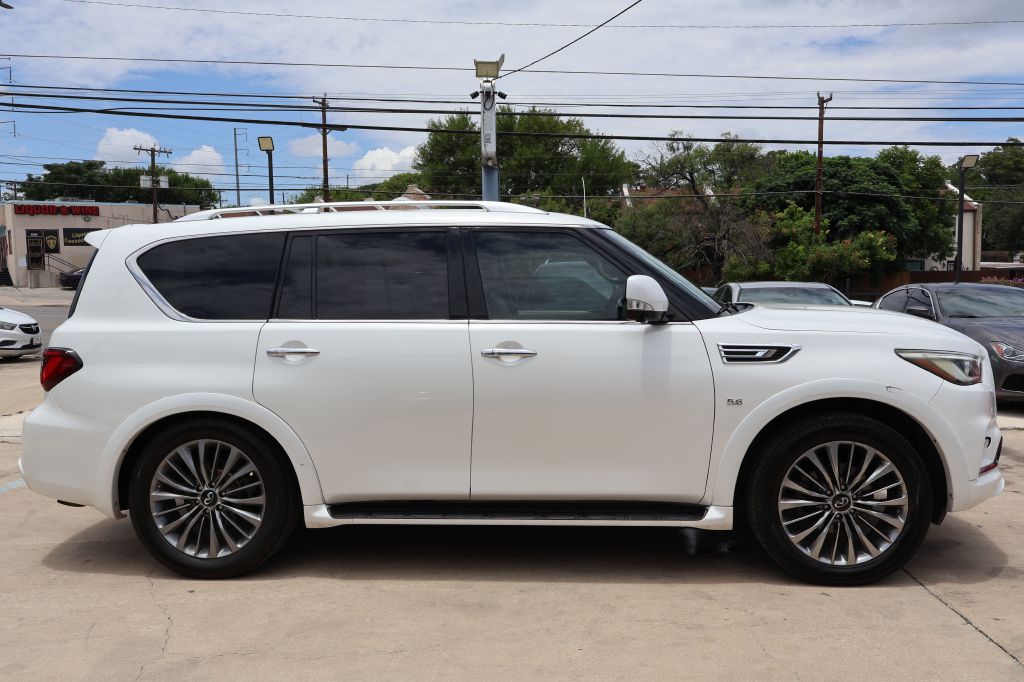 Photo 8 of this INFINITI QX80