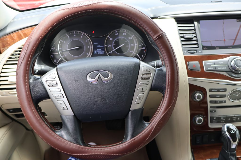 Photo 33 of this INFINITI QX80
