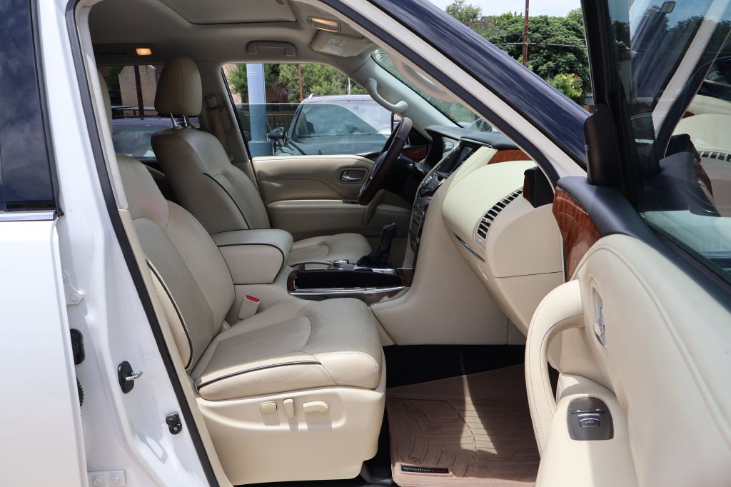 Photo 54 of this INFINITI QX80
