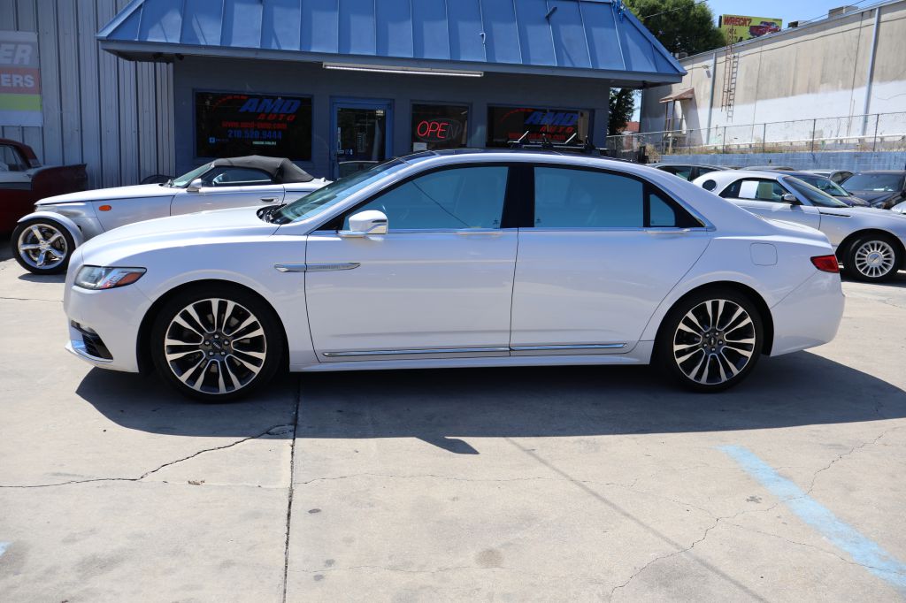 Photo 4 of this LINCOLN CONTINENTAL