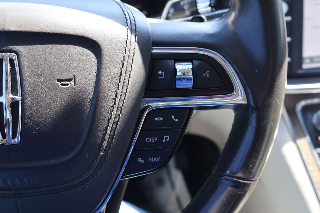 Photo 31 of this LINCOLN CONTINENTAL
