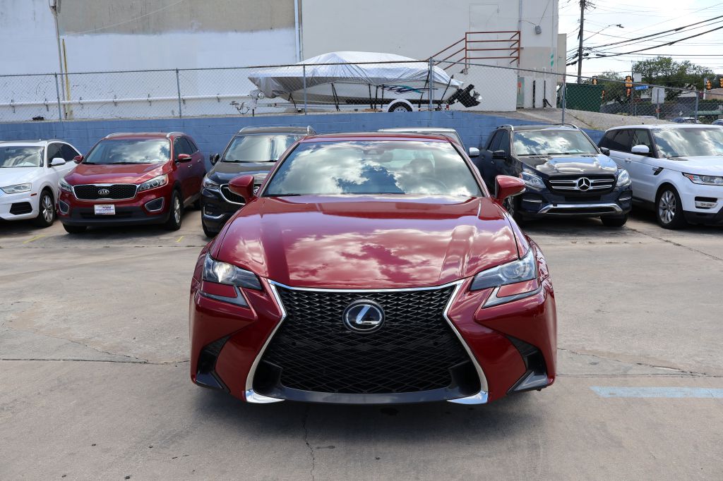 Photo 2 of this LEXUS GS