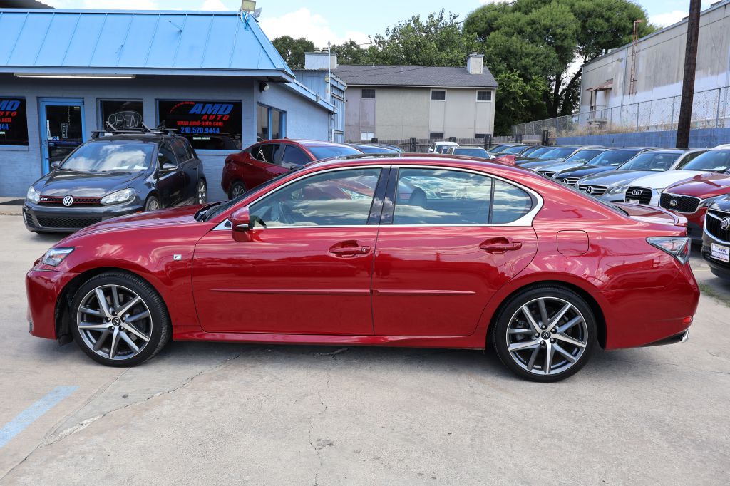 Photo 4 of this LEXUS GS