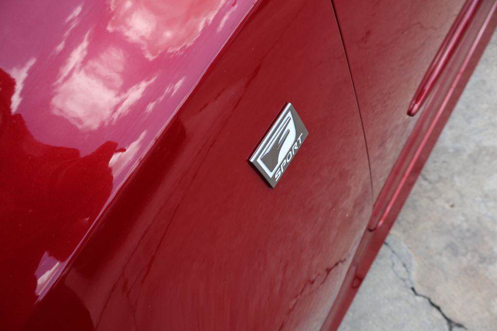 Photo 10 of this LEXUS GS