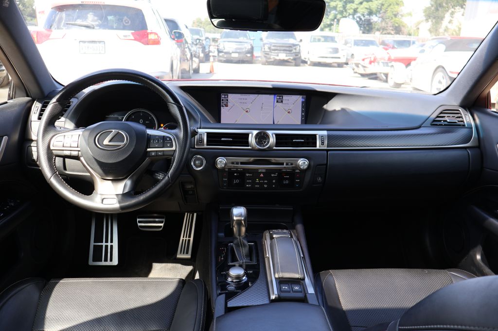 Photo 29 of this LEXUS GS