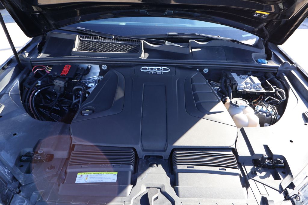Photo 12 of this AUDI Q7