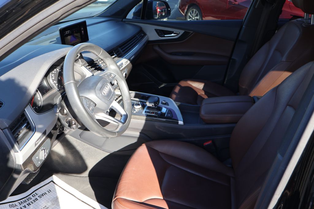 Photo 15 of this AUDI Q7