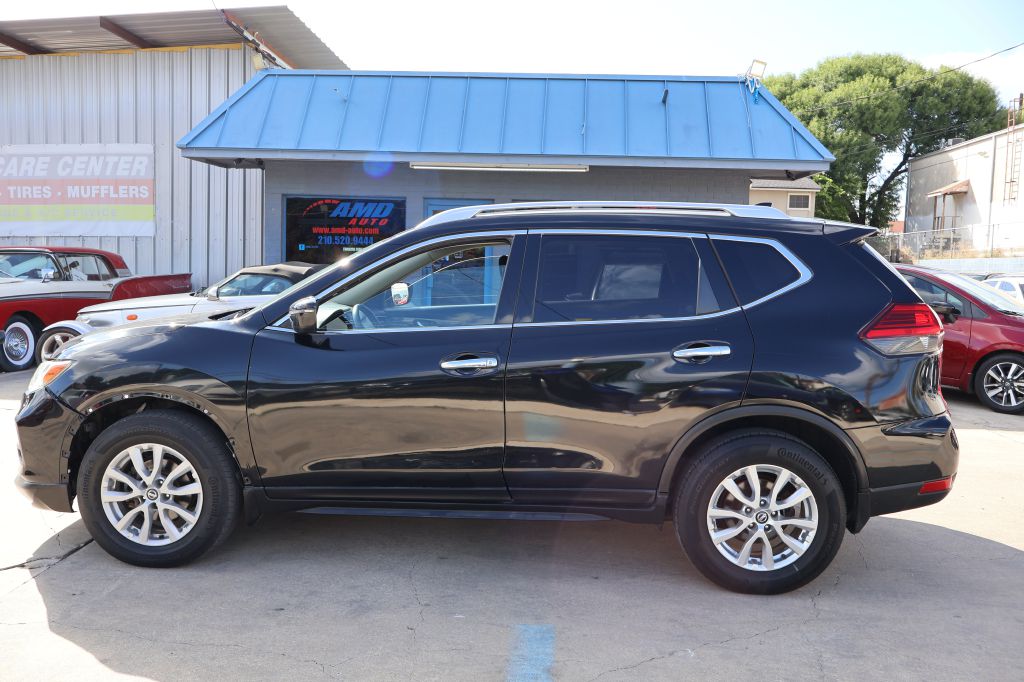Photo 4 of this NISSAN ROGUE
