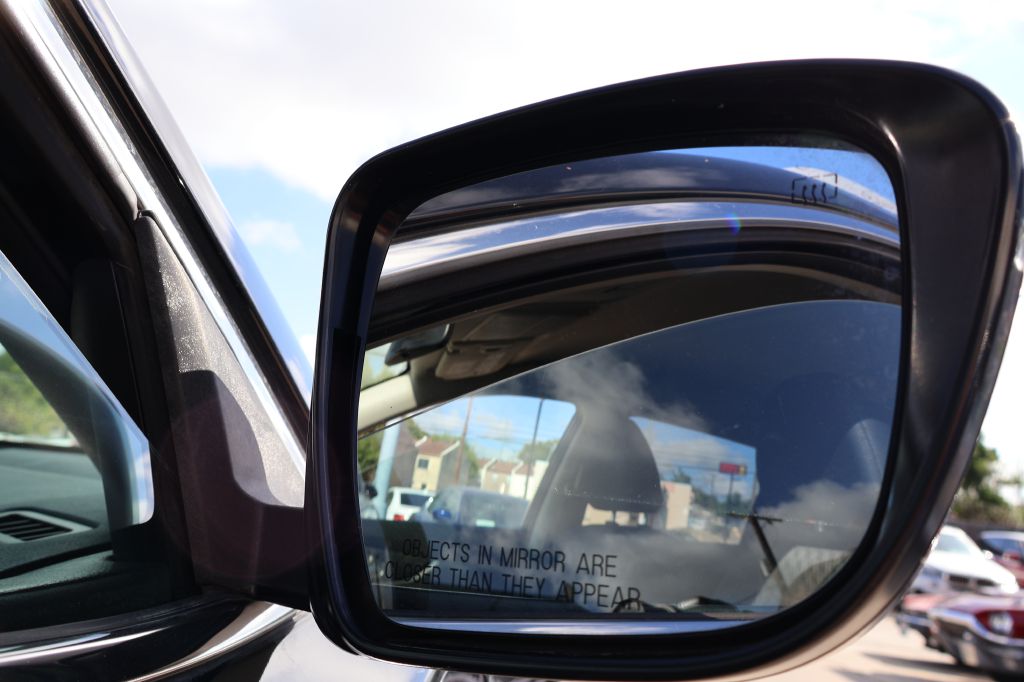 Photo 11 of this NISSAN ROGUE