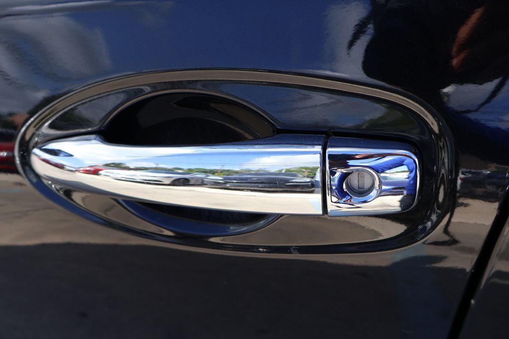 Photo 15 of this NISSAN ROGUE