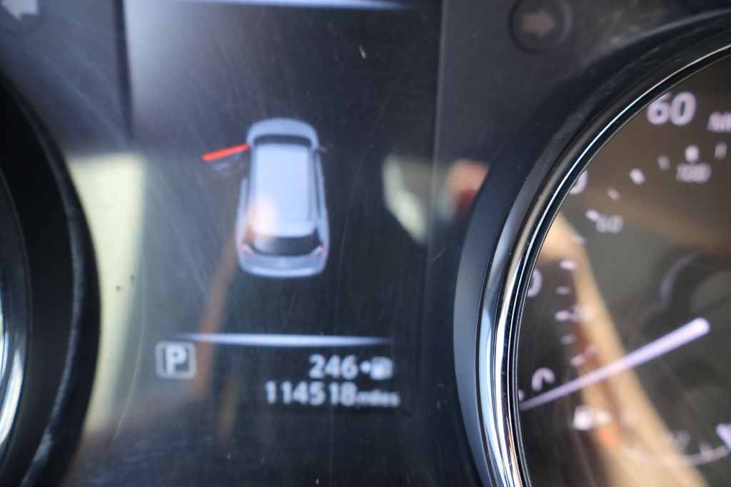 Photo 29 of this NISSAN ROGUE