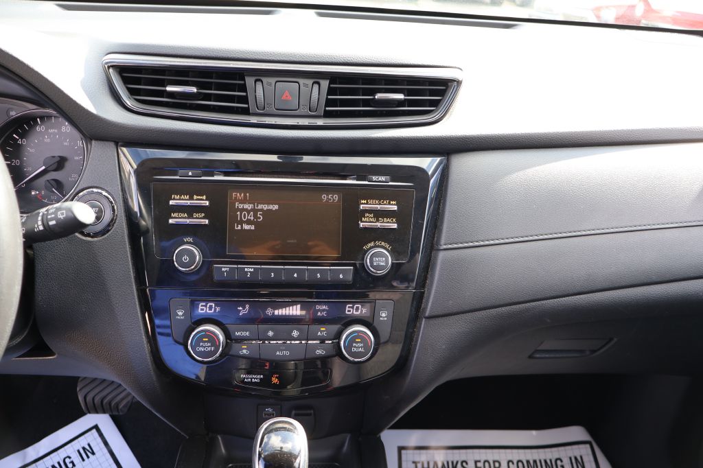 Photo 36 of this NISSAN ROGUE