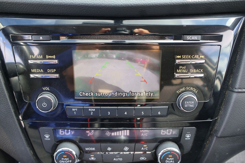 Photo 38 of this NISSAN ROGUE