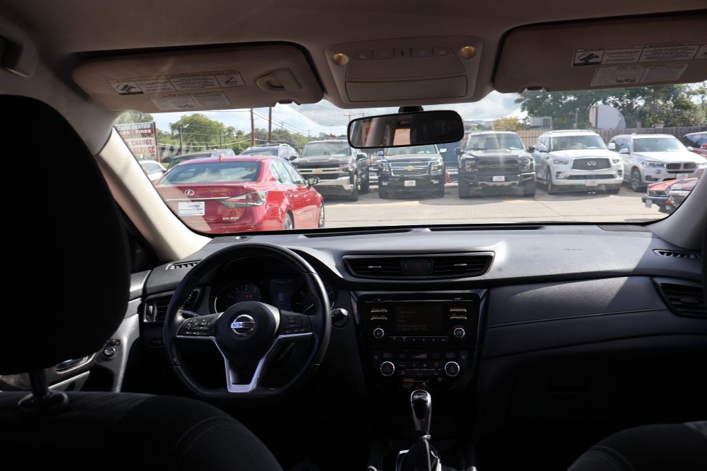 Photo 43 of this NISSAN ROGUE