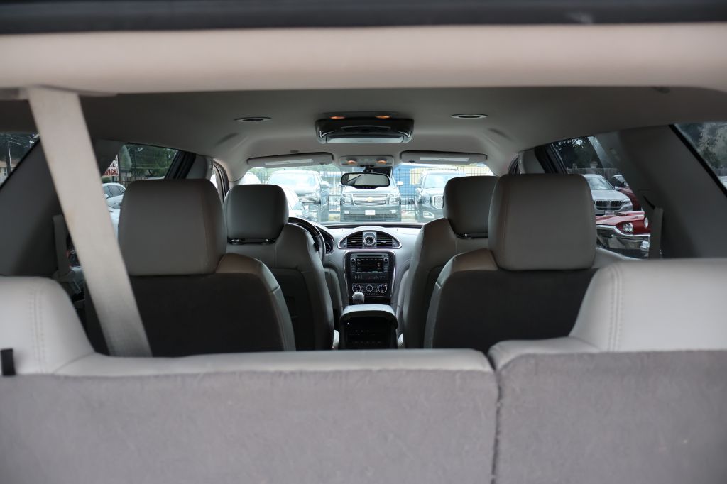 Photo 21 of this BUICK ENCLAVE